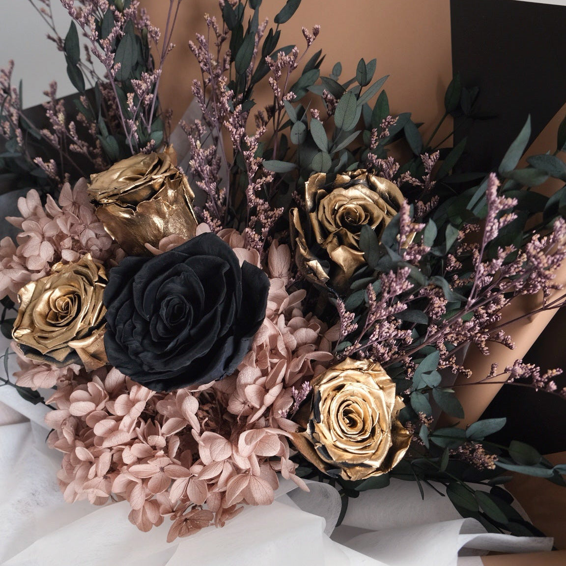 Black Gold Preserved Rose Bouquet